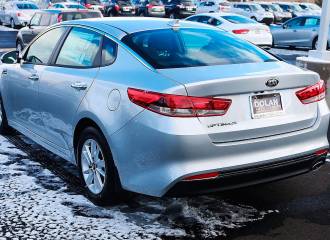 Образец цвета 4SS SILKY SILVER на автомобиле - №3