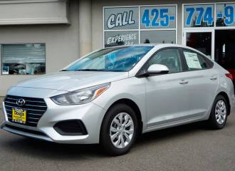 Образец цвета 4SS OLYMPUS SILVER на автомобиле - №1