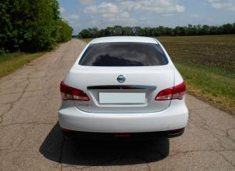 Образец цвета ZY2 WHITE на автомобиле - №3