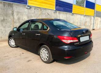 Образец цвета GNF BLACK на автомобиле - №2