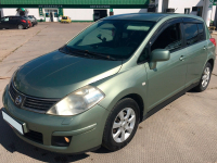 NISSAN J40 | FLASH GREEN (METALLIC JADE) 2