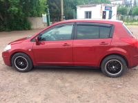NISSAN A15 | SPARKLE RED (VERMELHO SENSATION) 4