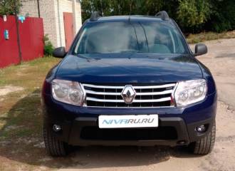 Образец цвета D42 BLEU NAVY на автомобиле - №0