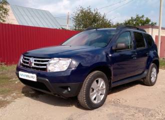 Образец цвета D42 BLEU NAVY на автомобиле - №1