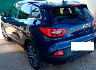 Образец цвета RPR BLEU COSMOS на автомобиле - №3