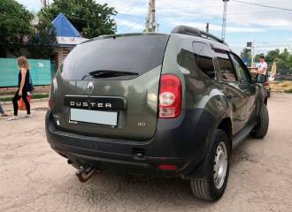 Образец цвета C67 GRIS OLIVE на автомобиле - №3