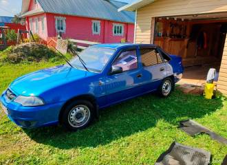 Образец цвета 33U MOROCCAN BLUE на автомобиле - №2