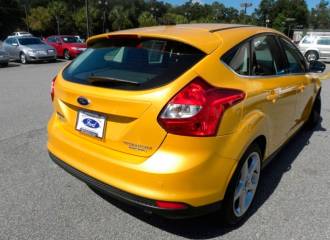 Образец цвета 7238 YELLOW BLAZE на автомобиле - №1