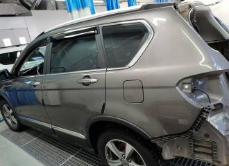 Образец цвета C8 MODERN GREY на автомобиле - №3