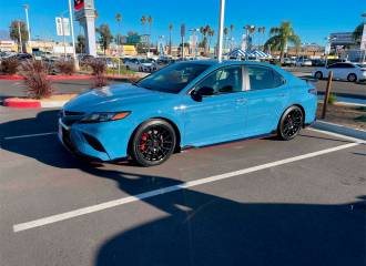 Образец цвета 8W2 GREYISH BLUE на автомобиле - №0