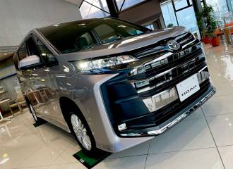 Образец цвета 1K0 METAL STREAM на автомобиле - №2