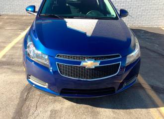 Образец цвета GTS LUXO BLUE на автомобиле - №0