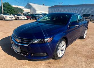 Образец цвета GTS LUXO BLUE на автомобиле - №2