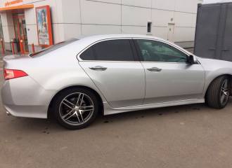 Образец цвета NH700M ALABASTER SILVER на автомобиле - №1