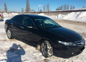 Образец цвета B92P NIGHTHAWK BLACK на автомобиле - №1