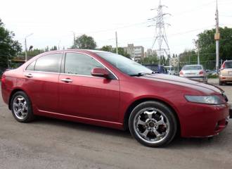 Образец цвета R522P ROYAL RUBY RED на автомобиле - №0