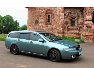 Образец цвета G513M MIST OPAL GREEN на автомобиле - №1