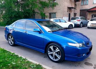 Образец цвета B507P ARCTIC BLUE на автомобиле - №2