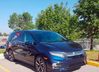 Образец цвета B588P OBSIDIAN BLUE на автомобиле - №0