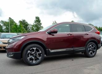 Образец цвета R548P BASQUE RED на автомобиле - №2