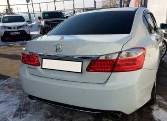 Образец цвета NH788P WHITE ORCHID на автомобиле - №1