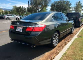 Образец цвета G536M HEMATITE на автомобиле - №2