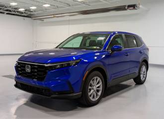 Образец цвета B575P STILL NIGHT на автомобиле - №1