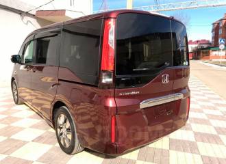 Образец цвета R543P CARNELIAN RED на автомобиле - №2