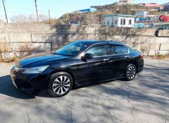 Образец цвета NH812P PREMIUM SPARKLE BLACK на автомобиле - №1