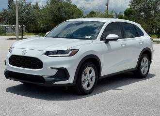 Образец цвета NH883P PLATINUM WHITE на автомобиле - №2