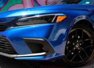 Образец цвета B593M NEW SPORTY BLUE на автомобиле - №1