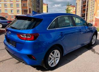 Образец цвета B3L BLUE FLAME на автомобиле - №3