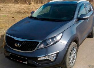 Образец цвета D7 PLANET BLUE на автомобиле - №3