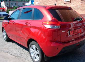 Образец цвета 124 ОГНЕННО-КРАСНЫЙ на автомобиле - №2