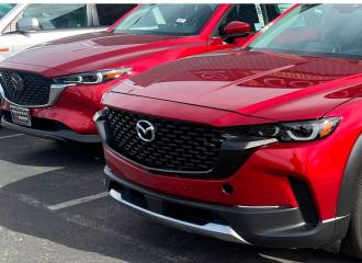 Образец цвета 46V SOUL RED CRYSTAL на автомобиле - №2