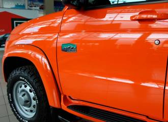 Образец цвета 322 ORANZHEVAYA на автомобиле - №2