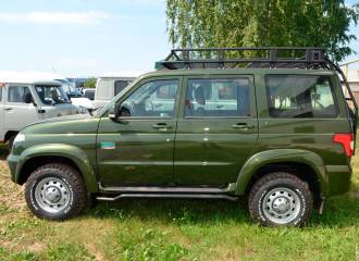 Образец цвета 1009 NEFRIT на автомобиле - №3