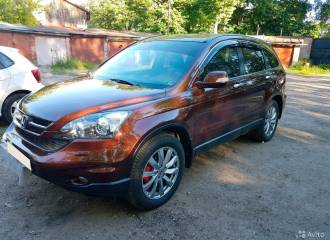 Образец цвета YR580M NEW UMBER/IONIZED BRONZE на автомобиле - №1