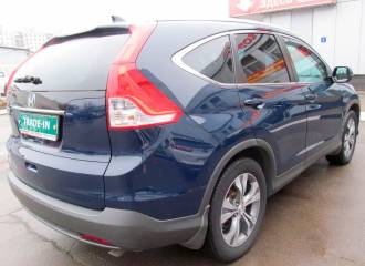 Образец цвета B580 DEEP OCEAN BLUE на автомобиле - №3