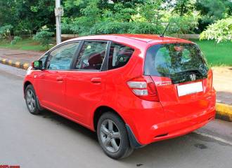 Образец цвета R513 LIBERTY RALLY RED на автомобиле - №2