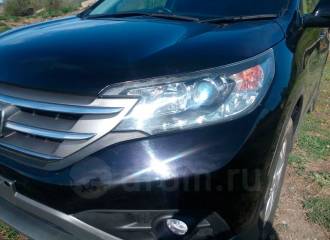 Образец цвета PB81P PREMIUM BLACK на автомобиле - №2