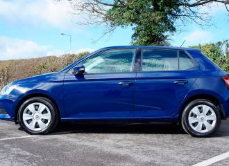 Образец цвета LF5A MODRA PACIFIC/PACIFIC BLAU на автомобиле - №2