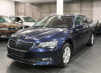 Образец цвета LF5H MODRA PLUM/VIOLET SENSATION/PLUM BLAU на автомобиле - №0