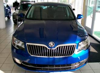 Образец цвета LF5F MODRA NIGHTFIRE/NIGHTFIREBLAU на автомобиле - №0