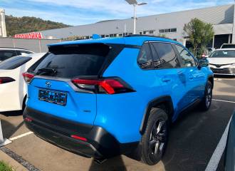 Образец цвета 8W9 CYAN SPLASH на автомобиле - №2