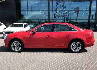 Образец цвета LY3U TANGOROT на автомобиле - №2