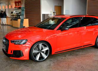 Образец цвета LZ3M MISANOROT на автомобиле - №1