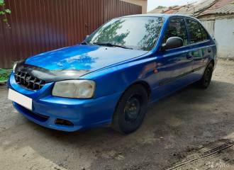 Образец цвета B03 BLUE на автомобиле - №1