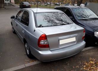 Образец цвета S09 SILVER FROST на автомобиле - №3