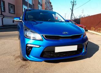 Образец цвета N4B MARINA BLUE на автомобиле - №1